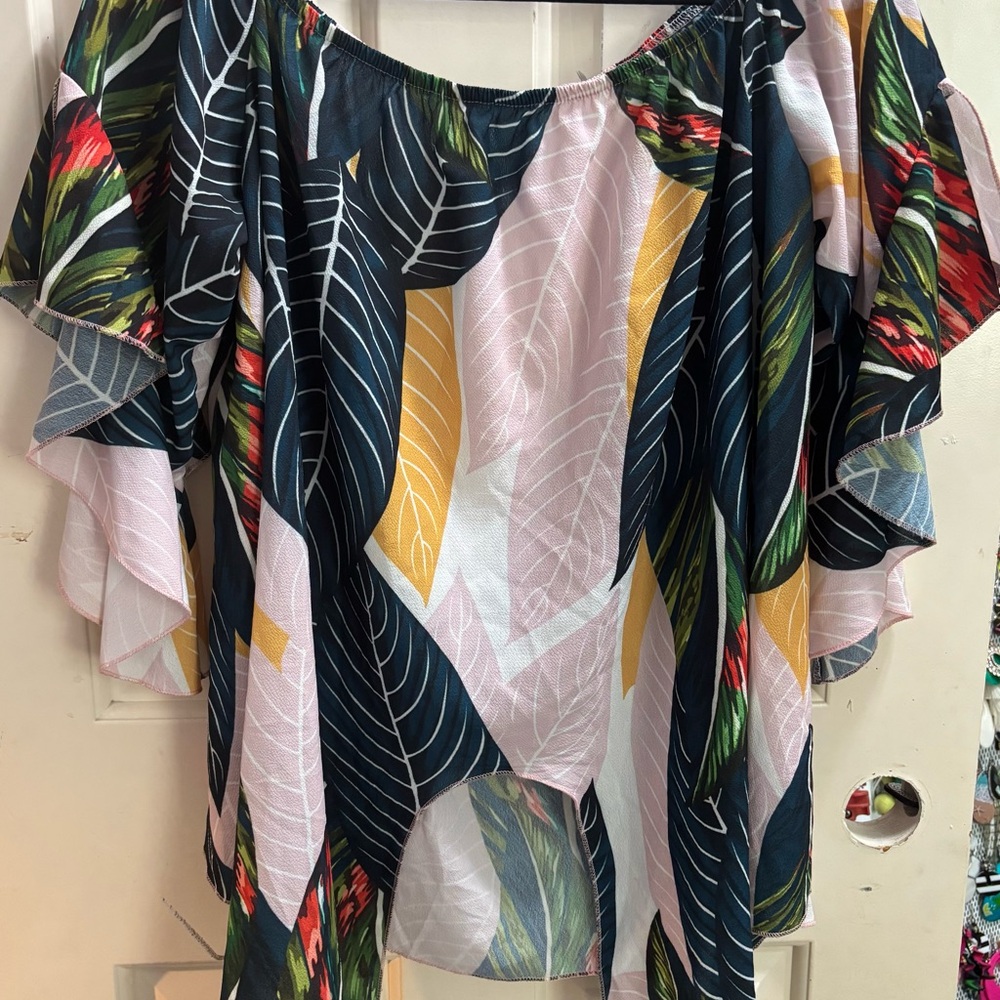 Tropical Leaf Print Off-Shoulder Blouse - Picture 1 of 5